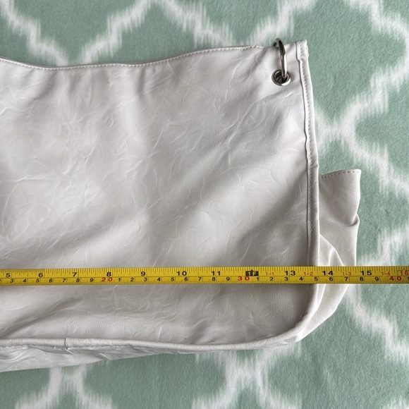 NWT Rosetti cream color handbag convertible strap to crossbody - Picture 9 of 12